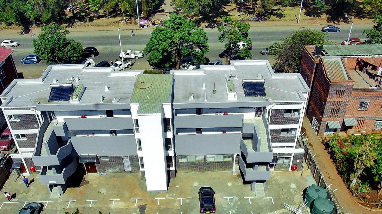 R Executive Apartments Harare Esterno foto