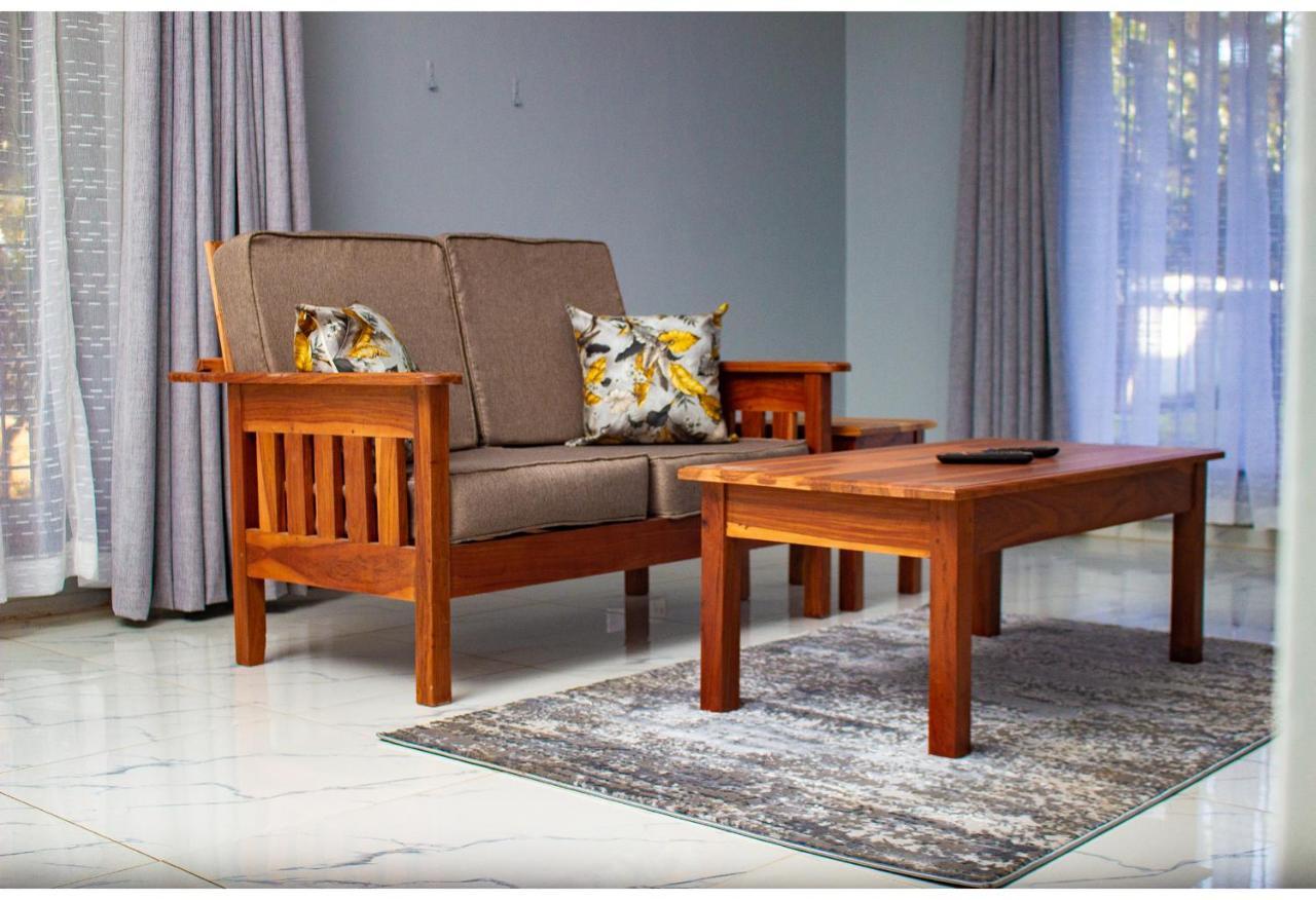 R Executive Apartments Harare Esterno foto